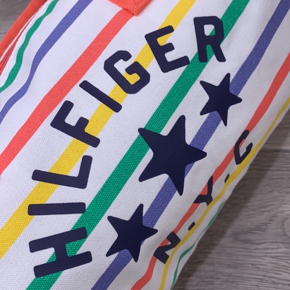 NWT💗 TOMMY HILFIGER small DUFFLE BAG - Picture 7 of 12